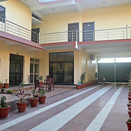 Hotel Bhammars Balangir ภายนอก รูปภาพ