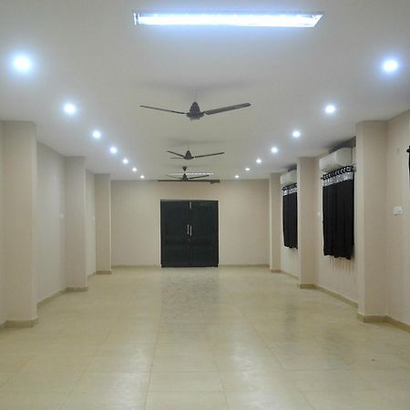 Hotel Bhammars Balangir ภายนอก รูปภาพ