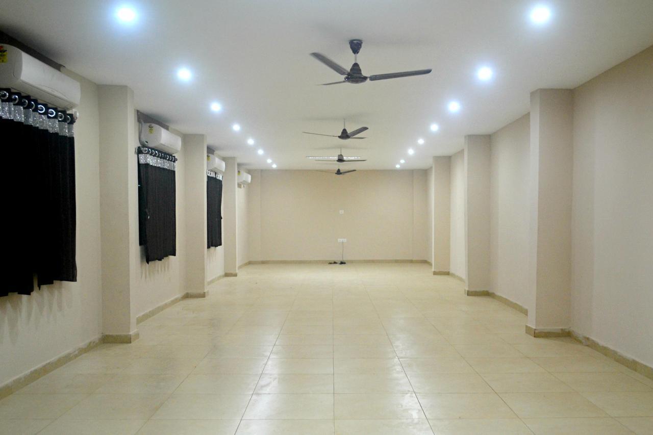 Hotel Bhammars Balangir ภายนอก รูปภาพ