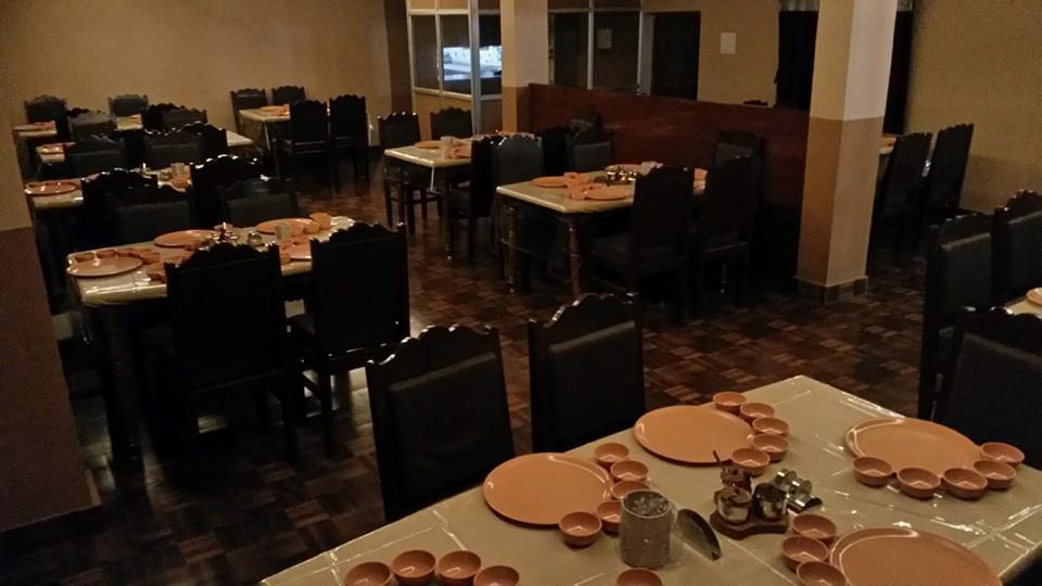 Hotel Bhammars Balangir ภายนอก รูปภาพ